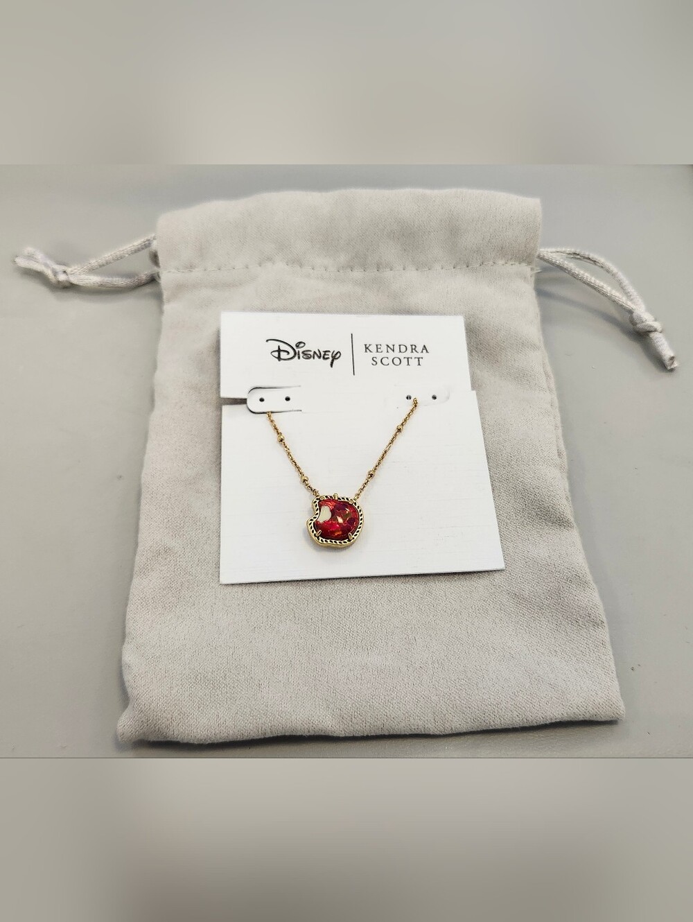 NWT Kendra Scott Gold-Tone Disney Snow White Red Poison Apple Necklace